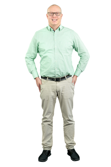 Dennis Blum, Technische Leitung Kundendienst, stehend