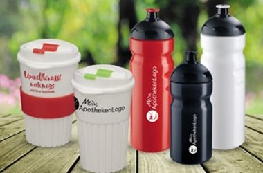 Kaffeebecher und Sportflaschen mit eigenen Logoaufdruck für Ihre Apotheke.